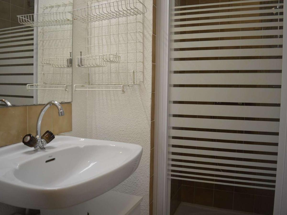 Studio Cabine A St-Raphael Avec Terrasse Et Parking, A 100M De La Plage - Fr-1-226A-23 Saint-Raphaël Exteriér fotografie