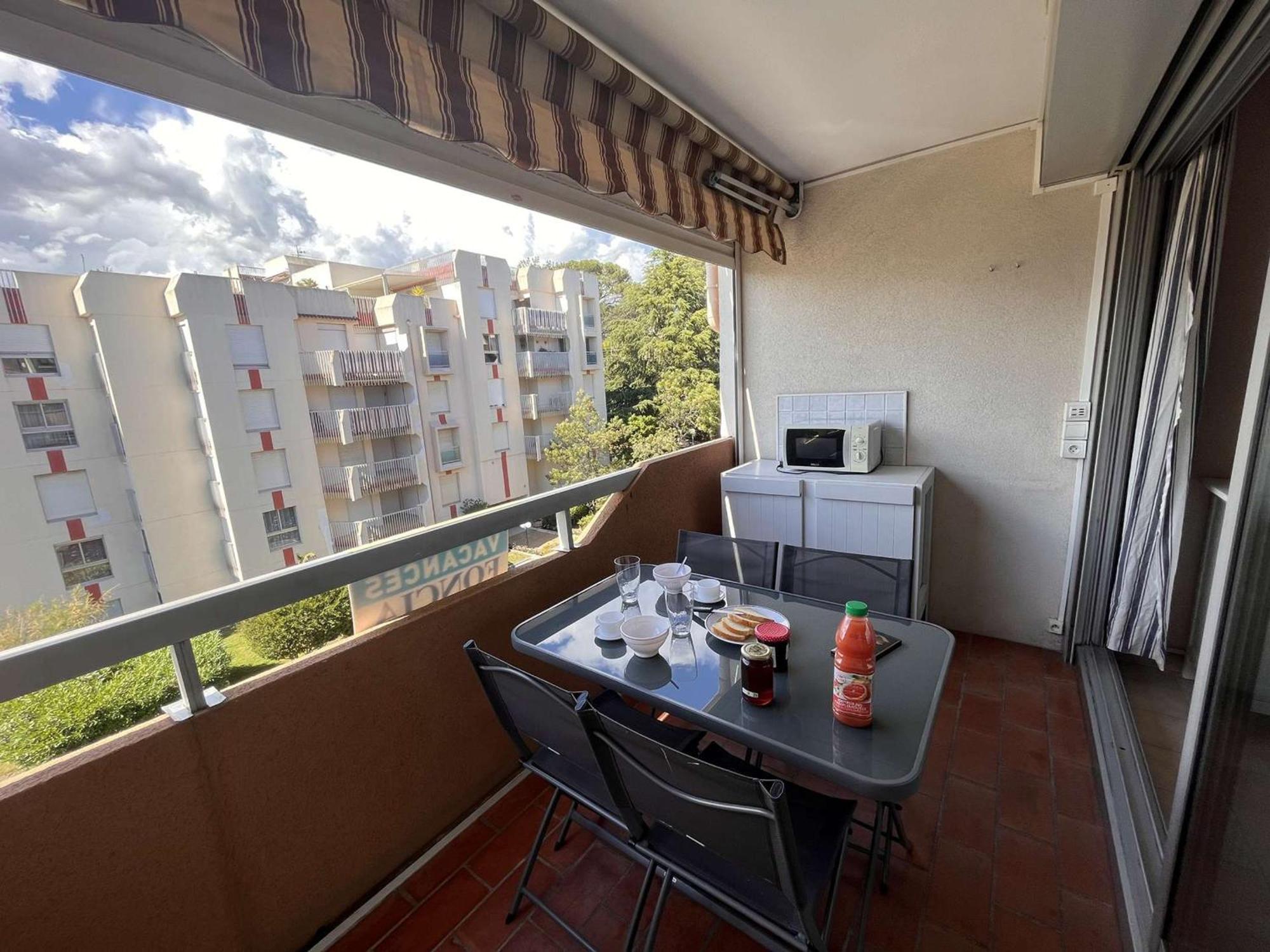 Studio Cabine A St-Raphael Avec Terrasse Et Parking, A 100M De La Plage - Fr-1-226A-23 Saint-Raphaël Exteriér fotografie